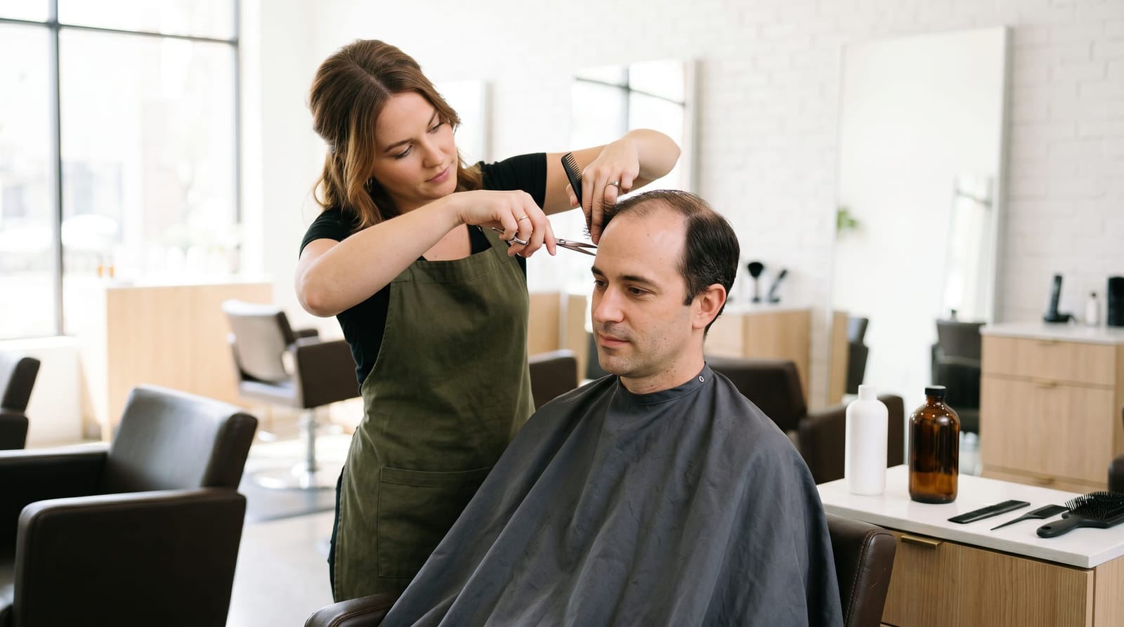 Best Men's Haircuts for Thinning Hair